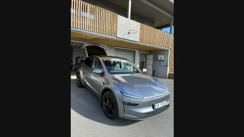 TESLA Model Y Long Range AWD «Juniper» – FSD