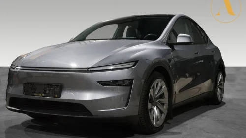 TESLA Model Y LONG RANGE AWD 568KM/PANORAMA/AUTOPILOT/H.FESTE/NORSK
