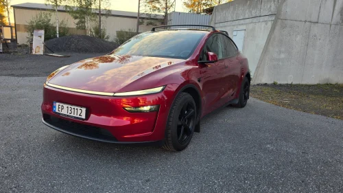 TESLA Model Y Long Range AWD