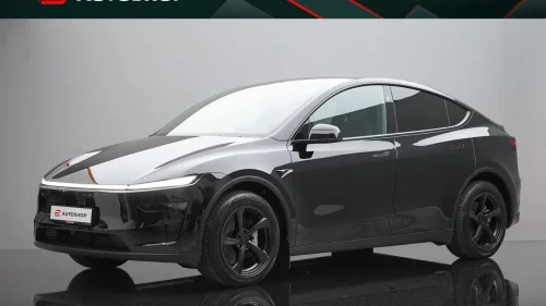 TESLA Model Y 7-SETER LONG RANGE AWD JUNIPER KROK SKINN 629KM WLTP