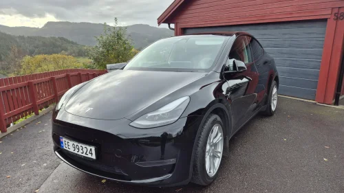TESLA Model Y Long Range AWD