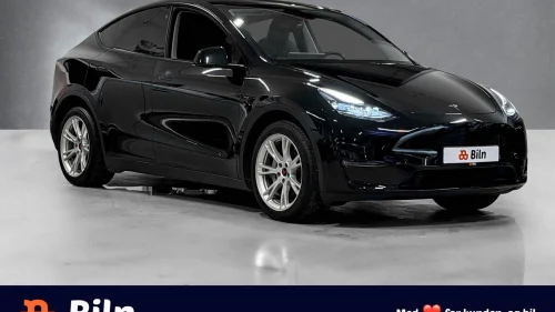 TESLA Model Y Long Range AWD /Krok/Autopilot/Skinn/Premium/HIFI/Pano