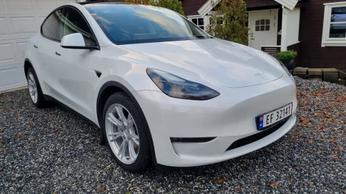TESLA Model Y Long Range AWD