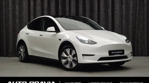 TESLA Model Y LONG RANGE/DUALMOTOR/533KM/KROK/MATRIX/AP/AMD/V.PUMPE++