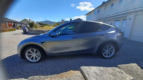 TESLA Model Y Long Range AWD