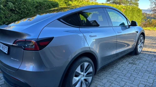 TESLA Model Y Long Range AWD