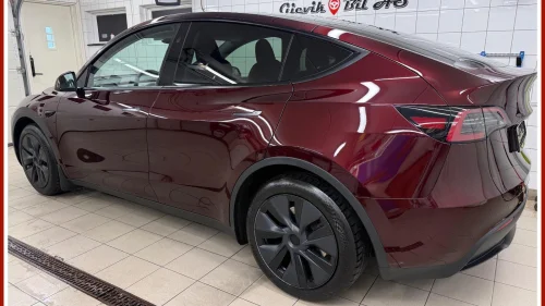 TESLA Model Y 4X4 Premium, 7 Seter. Meget pen og velholdt bil.