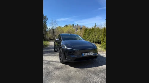 TESLA Model Y Long Range AWD