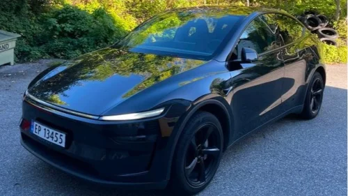 TESLA Model Y Long Range AWD Autopilot, Premium interiør, Varmepakke