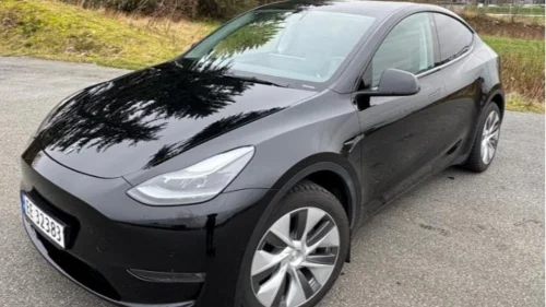 TESLA Model Y Long Range, AWD, Autopilot, Skinninteriør, 38663km