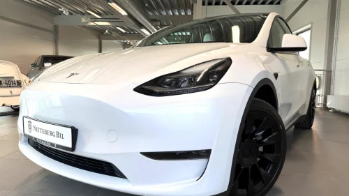 TESLA Model Y Long Range AWD-H.Feste-Lyst Skinn-Panorama-Autopilot