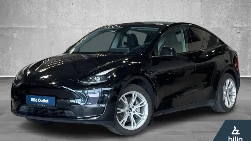 TESLA Model Y Long Range AWD AutoPilot Panorama ++