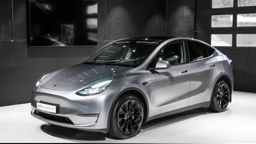 TESLA Model Y Long Range Dual Motor KROK AWD Rattv. 533KM Autopilot