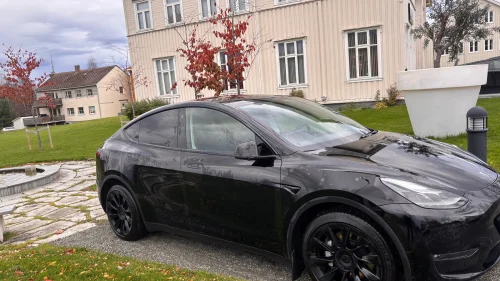 TESLA Model Y Long Range AWD