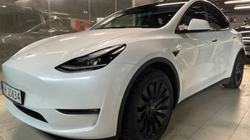 TESLA Model Y LR AWD/Premium/565 WLTP/Krok/Skinn/Varmepumpe/Norsk