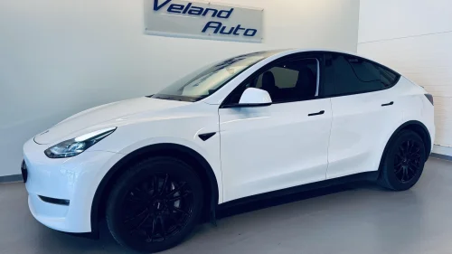 TESLA Model Y LONG RANGE AWD/PREMIUM/PANO/AP/ACC/V PUMPE/KROK