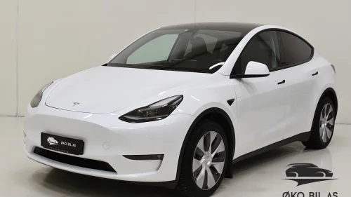 TESLA Model Y Long Range AWD - Hengerfeste/Autopilot/Premium lyd