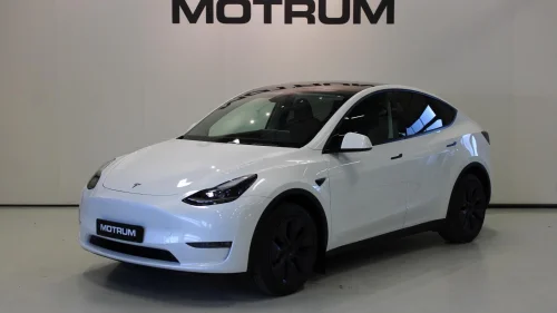 TESLA Model Y LR AWD m/Autopilot Pano R.kamera H.feste++ *533KM WLTP*
