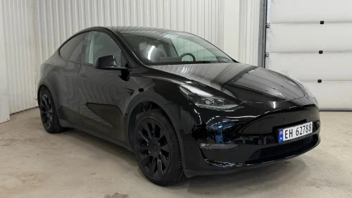 TESLA Model Y Long Range AWD 533km Premium ACC Pano Autopilot 1eier+