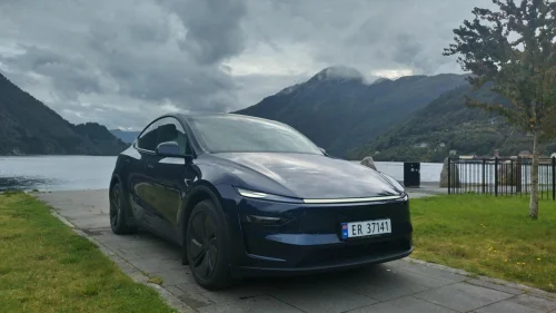 TESLA Model Y Premium Long Range AWD