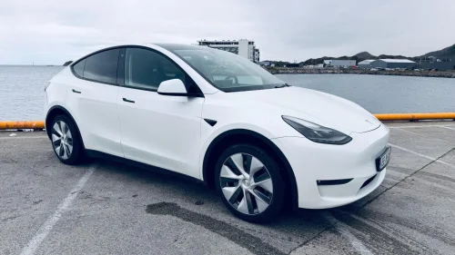 TESLA Model Y LONG RANGE/AWD/533KM/KROK/1EIER/INNBYTTE/GARANTI