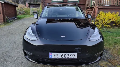 TESLA Model Y Tesla model Y 23
