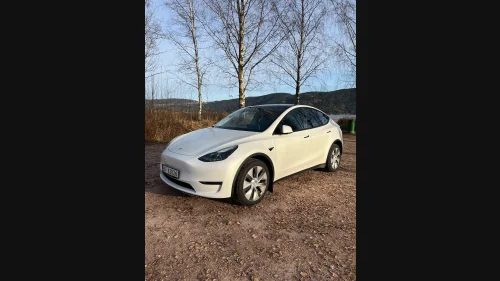 TESLA Model Y Long Range AWD