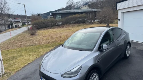 TESLA Model Y Long Range AWD