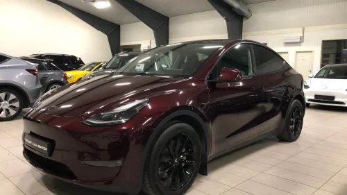 TESLA Model Y LONG RANGE, AWD, KROK,PANO, AP,PREMIUM,NORSK 19"+19"