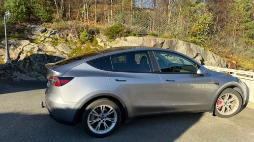 TESLA Model Y Long Range AWD