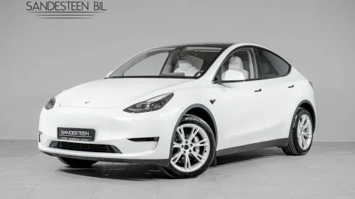 TESLA Model Y 530KM/LONG RANGE/ELSETER/PANO/VINTER/AUTOPILOT
