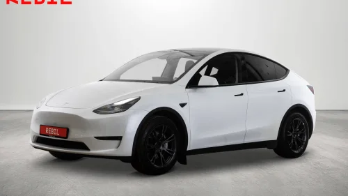 TESLA Model Y 533km(WLTP)/LR/AWD/Krok/Ryzen/Navi/R.kam/Pano/AP/V.pump