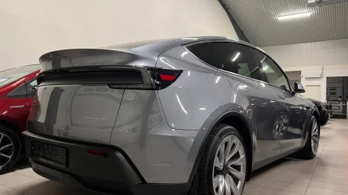TESLA Model Y Long Range AWD PREMIUM,H-FESTE,KAMERA,HIFI,SKINN,20"