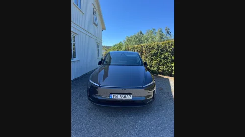 TESLA Model Y Long Range AWD