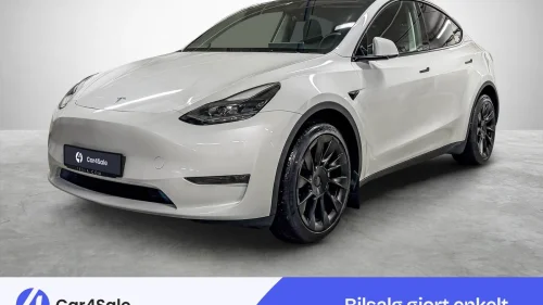 TESLA Model Y LR AWD 533km / AP / Premium / V.Pumpe / Krok/ AC Boost