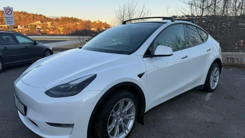 TESLA Model Y Long Range AWD
