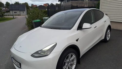 TESLA Model Y Long Range AWD
