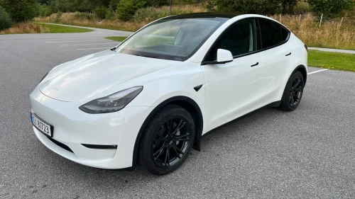 TESLA Model Y Long Range AWD 7-seter
