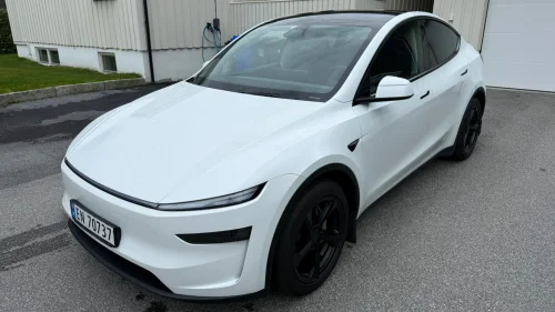 TESLA Model Y Launch Series Long Range AWD