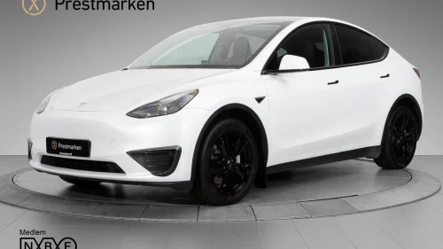 TESLA Model Y Long Range AWD - AutoPilot Krok Panorama Premium S+V +