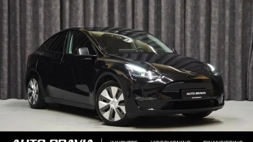 TESLA Model Y LONG RANGE/DUAL MOTOR/533KM/MATRIX/AP/AMD/V.PUMPE++