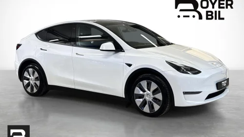 TESLA Model Y Long Range AWD Krok AP 533km Premium 1 Eier Lav km+