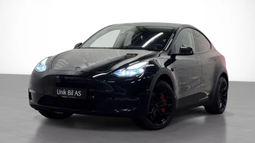 TESLA Model Y LR/ 4x4/ PERFORMACE DESIGNED/ 533 WLTP/ KROK/