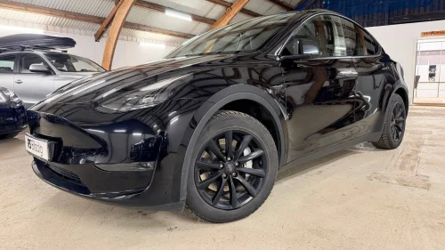 TESLA Model Y LONG RANGE/AWD/EAP/HENGERFESTE