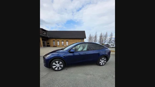 TESLA Model Y Long Range AWD