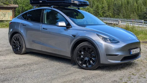 TESLA Model Y Long Range AWD