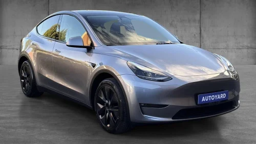 TESLA Model Y LR AWD PREMIUM HIFI SKINN PANO AUTOPILOT 1 EIER