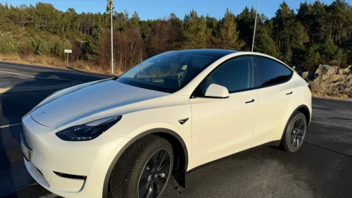 TESLA Model Y Model Y Long Range AWD Dual motor firehjulsdrift