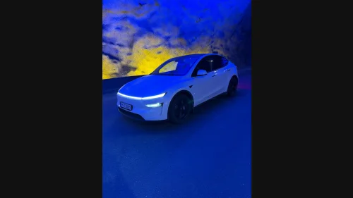 TESLA Model Y Launch Series Long Range AWD
