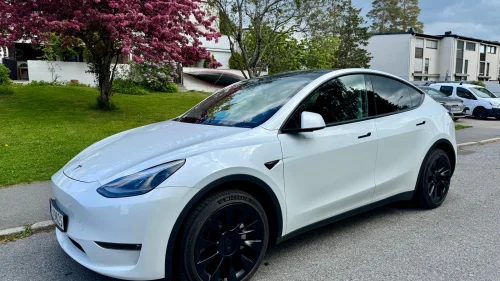 TESLA Model Y Long Range AWD